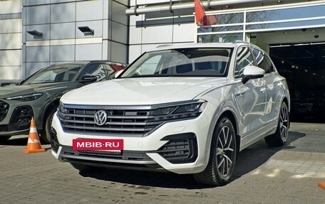 Volkswagen Touareg III, 2018 год, 4 690 000 рублей, 10 фотография