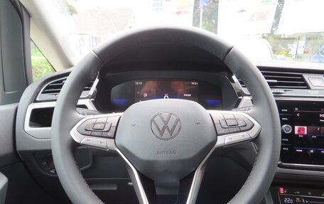 Volkswagen Touran III, 2023 год, 4 488 910 рублей, 7 фотография