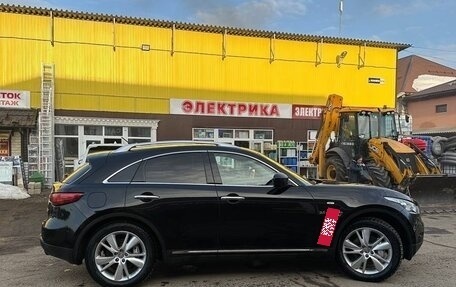Infiniti QX70, 2015 год, 2 500 000 рублей, 1 фотография