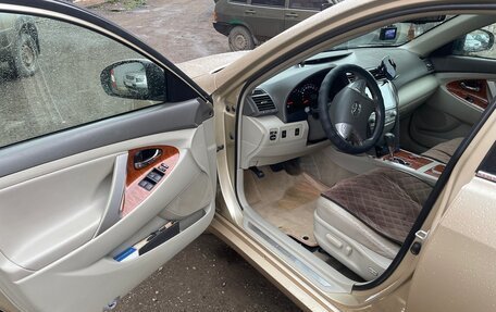 Toyota Camry, 2011 год, 1 498 000 рублей, 10 фотография