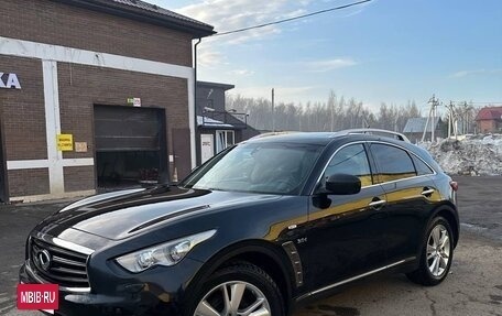 Infiniti QX70, 2015 год, 2 500 000 рублей, 7 фотография