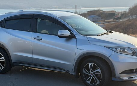 Honda Vezel, 2014 год, 1 050 000 рублей, 7 фотография