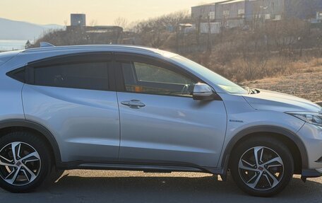 Honda Vezel, 2014 год, 1 050 000 рублей, 6 фотография