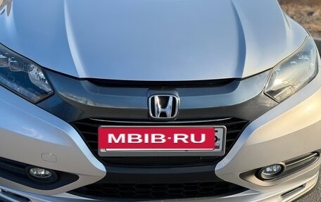 Honda Vezel, 2014 год, 1 050 000 рублей, 11 фотография