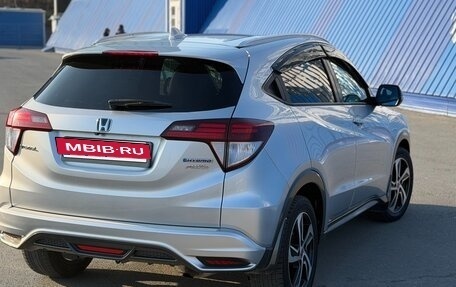 Honda Vezel, 2014 год, 1 050 000 рублей, 5 фотография