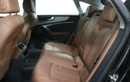 Audi A7, 2018 год, 4 999 900 рублей, 10 фотография