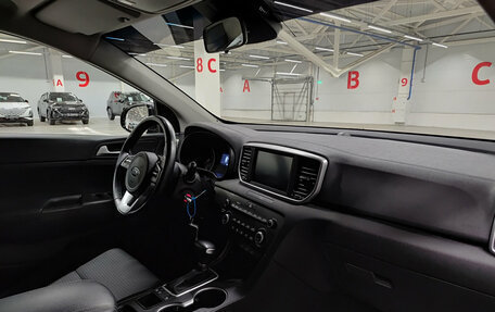 KIA Sportage IV рестайлинг, 2020 год, 2 430 000 рублей, 13 фотография