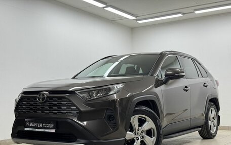 Toyota RAV4, 2021 год, 2 768 000 рублей, 7 фотография