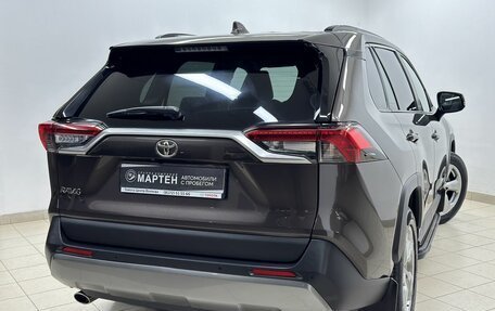 Toyota RAV4, 2021 год, 2 768 000 рублей, 6 фотография