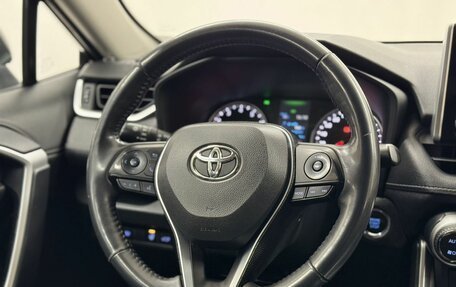 Toyota RAV4, 2021 год, 2 768 000 рублей, 18 фотография