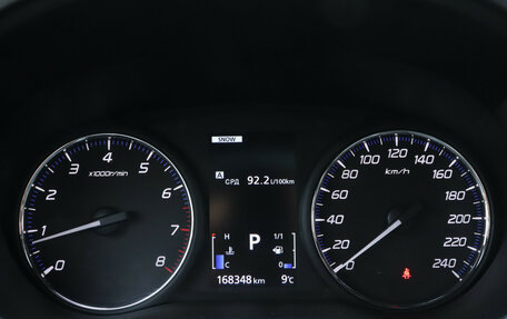 Mitsubishi Outlander III рестайлинг 3, 2020 год, 2 100 000 рублей, 11 фотография