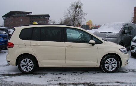 Volkswagen Touran III, 2025 год, 4 886 100 рублей, 2 фотография