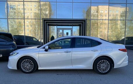Toyota Camry, 2024 год, 4 200 000 рублей, 5 фотография