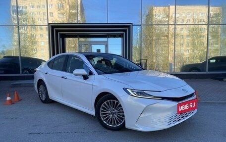 Toyota Camry, 2024 год, 4 200 000 рублей, 2 фотография