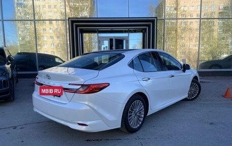 Toyota Camry, 2024 год, 4 200 000 рублей, 10 фотография
