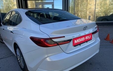Toyota Camry, 2024 год, 4 200 000 рублей, 13 фотография