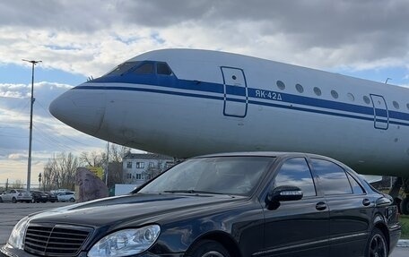 Mercedes-Benz S-Класс, 2002 год, 990 000 рублей, 1 фотография