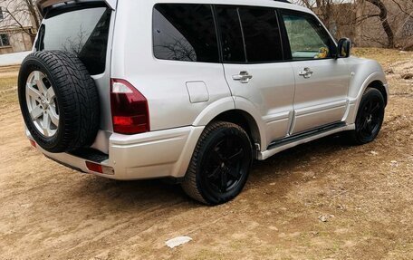 Mitsubishi Pajero III рестайлинг, 2004 год, 950 000 рублей, 5 фотография