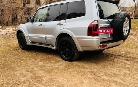 Mitsubishi Pajero III рестайлинг, 2004 год, 950 000 рублей, 7 фотография