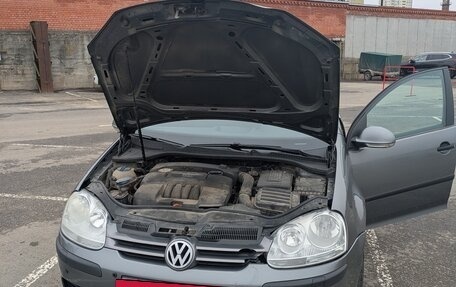 Volkswagen Golf V, 2006 год, 390 000 рублей, 20 фотография