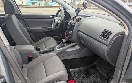 Volkswagen Golf V, 2006 год, 390 000 рублей, 24 фотография