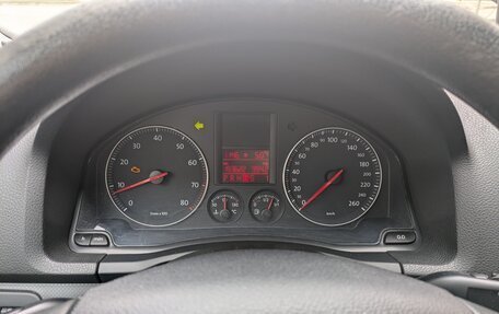 Volkswagen Golf V, 2006 год, 390 000 рублей, 31 фотография