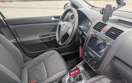 Volkswagen Golf V, 2006 год, 390 000 рублей, 29 фотография