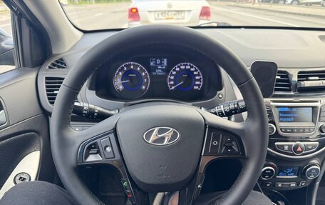 Hyundai Solaris II рестайлинг, 2015 год, 1 140 000 рублей, 14 фотография