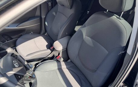 Hyundai Solaris II рестайлинг, 2015 год, 1 140 000 рублей, 16 фотография