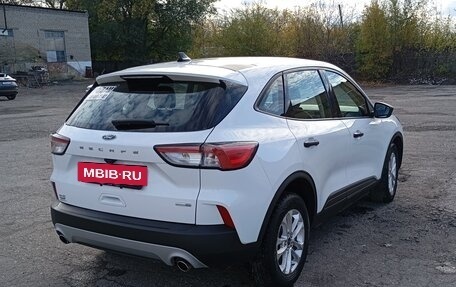 Ford Escape, 2019 год, 1 700 000 рублей, 4 фотография