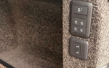 Land Rover Range Rover IV рестайлинг, 2020 год, 12 000 000 рублей, 6 фотография