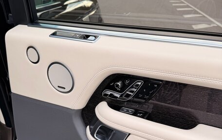 Land Rover Range Rover IV рестайлинг, 2020 год, 12 000 000 рублей, 12 фотография