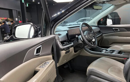 KIA Carnival, 2024 год, 4 550 173 рублей, 2 фотография