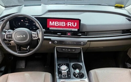 KIA Carnival, 2024 год, 4 550 173 рублей, 7 фотография