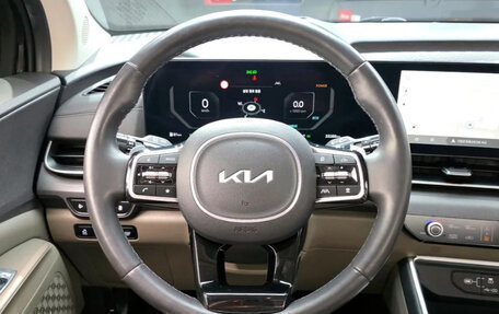 KIA Carnival, 2024 год, 4 550 173 рублей, 17 фотография
