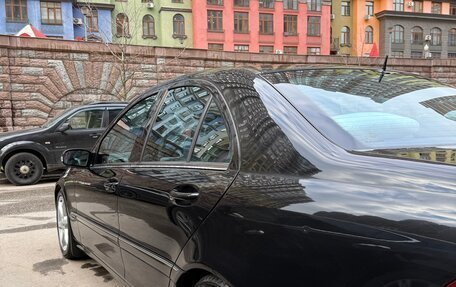 Mercedes-Benz C-Класс, 2005 год, 850 000 рублей, 6 фотография
