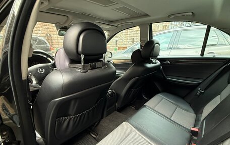 Mercedes-Benz C-Класс, 2005 год, 850 000 рублей, 16 фотография