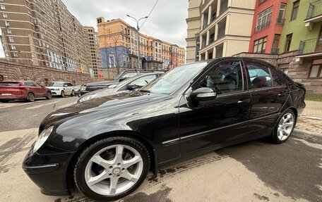 Mercedes-Benz C-Класс, 2005 год, 850 000 рублей, 30 фотография