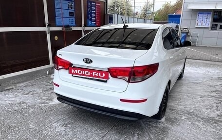 KIA Rio III рестайлинг, 2016 год, 915 000 рублей, 5 фотография