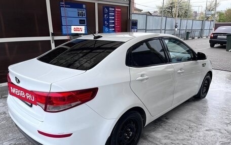 KIA Rio III рестайлинг, 2016 год, 915 000 рублей, 6 фотография