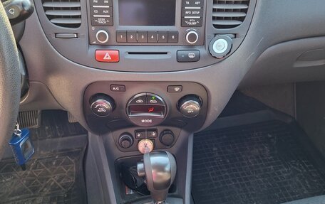 KIA Rio II, 2009 год, 600 000 рублей, 9 фотография