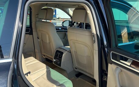 Volkswagen Touareg III, 2013 год, 2 950 000 рублей, 10 фотография