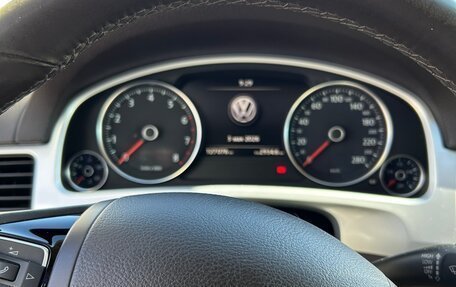 Volkswagen Touareg III, 2013 год, 2 950 000 рублей, 16 фотография