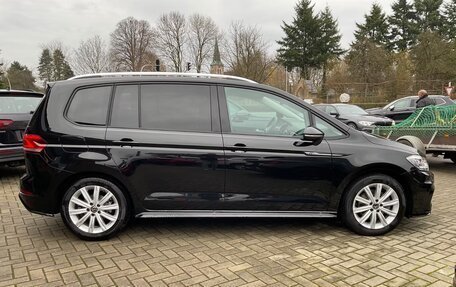Volkswagen Touran III, 2025 год, 5 123 600 рублей, 3 фотография