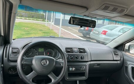 Skoda Fabia II, 2013 год, 638 000 рублей, 5 фотография