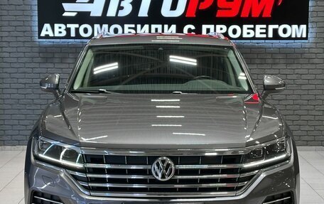 Volkswagen Touareg III, 2019 год, 4 150 000 рублей, 3 фотография