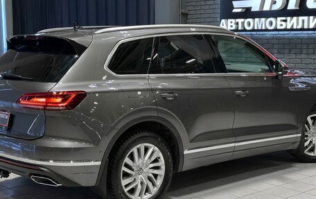 Volkswagen Touareg III, 2019 год, 4 150 000 рублей, 6 фотография