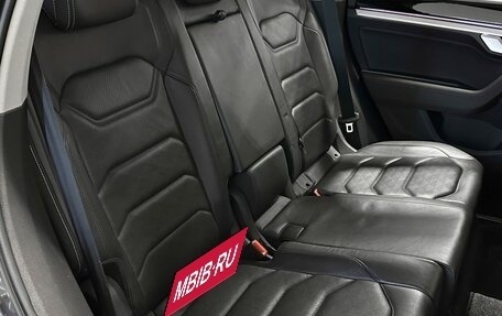 Volkswagen Touareg III, 2019 год, 4 150 000 рублей, 17 фотография