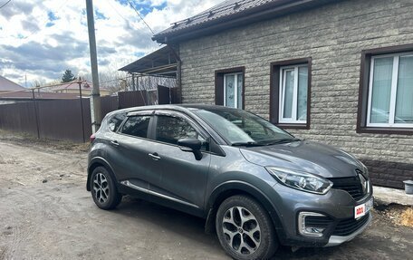 Renault Kaptur I рестайлинг, 2017 год, 1 550 000 рублей, 2 фотография