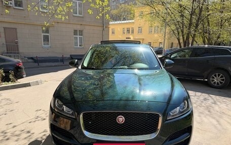 Jaguar F-Pace, 2017 год, 2 990 000 рублей, 2 фотография